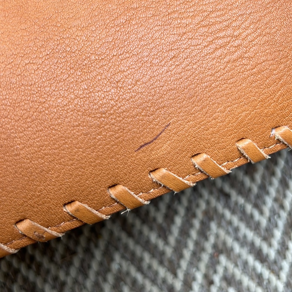 HOBO Tan Leather Shoulder Bag with Whipstitch Trim - Picture 4 of 9